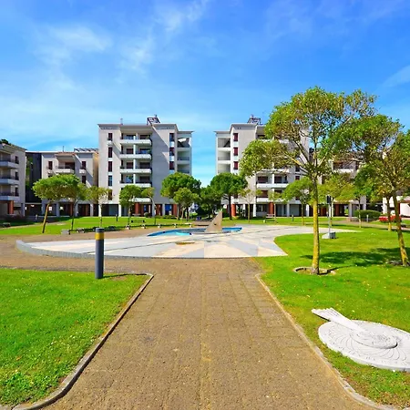 Apartment Overlooking The Sea And The Marina *